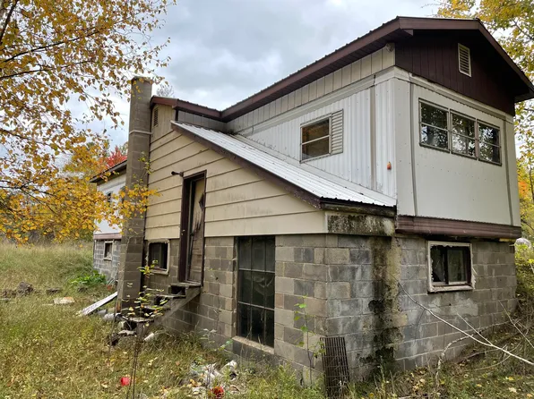 8925 W Thompson Rd, Rudyard, MI 49780