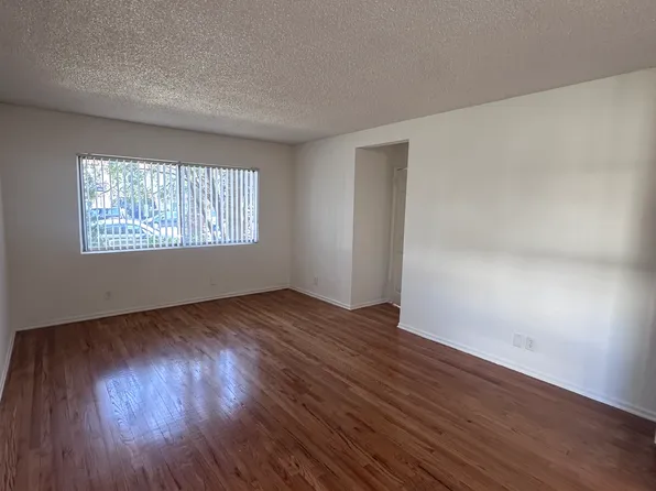 4643 Kester Ave #5, Sherman Oaks, CA 91403