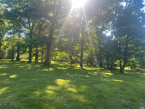 Frye St, Waynesboro, VA 22980