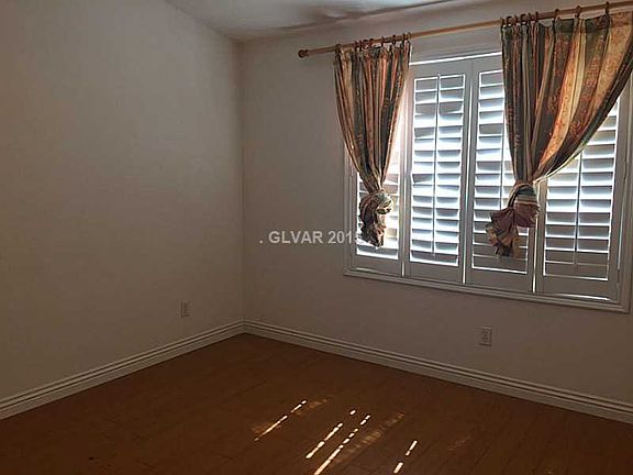 5th image of 8233 Shallow River Ct