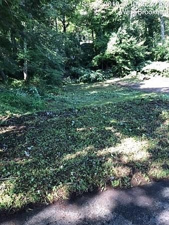 1st image of 130 Lakeshore Dr