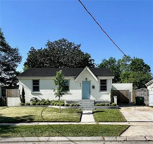 518 Tucker Ave