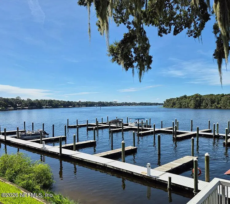 2 bed, 2.0 bath, 1208 sqft, $1,800 — Photo 2