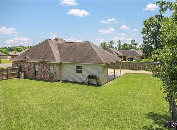 4th image of 32743 Maci Dr