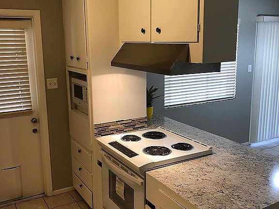 4th image of 6901 E Latham St