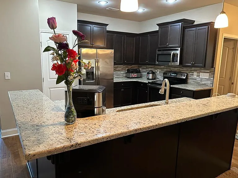 178 Kenton Ln — Photo 11