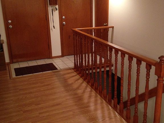 Main Entrance/Stair Banister