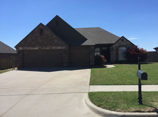 7401 E Memphis St, Broken Arrow, OK 74014