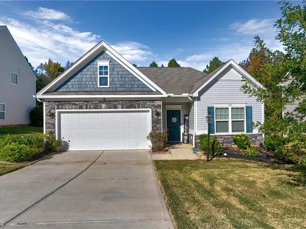 303 Settlers Grove Ln, Salisbury, NC 28146