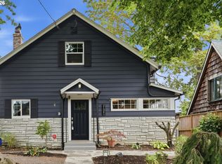 21345 NE Interlachen Ln, Fairview, OR 97024