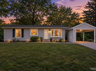 44 Orchard Hills Dr, Saint Peters, MO 63376