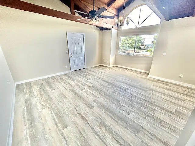 564 Florence St #8 — Photo 19
