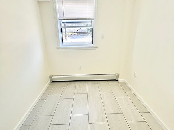 4th image of 24XX 84th St Unit 1