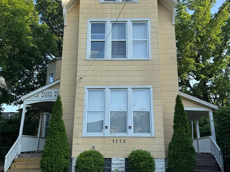 1773 Williams Ave — Photo 2