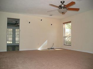 30 Dellforest Ct, Spring, TX 77381