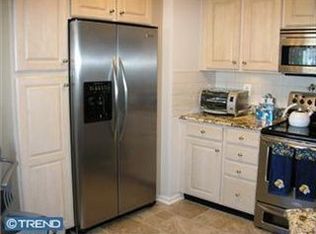 28 Peppergrass Dr, Mount Laurel, NJ 08054