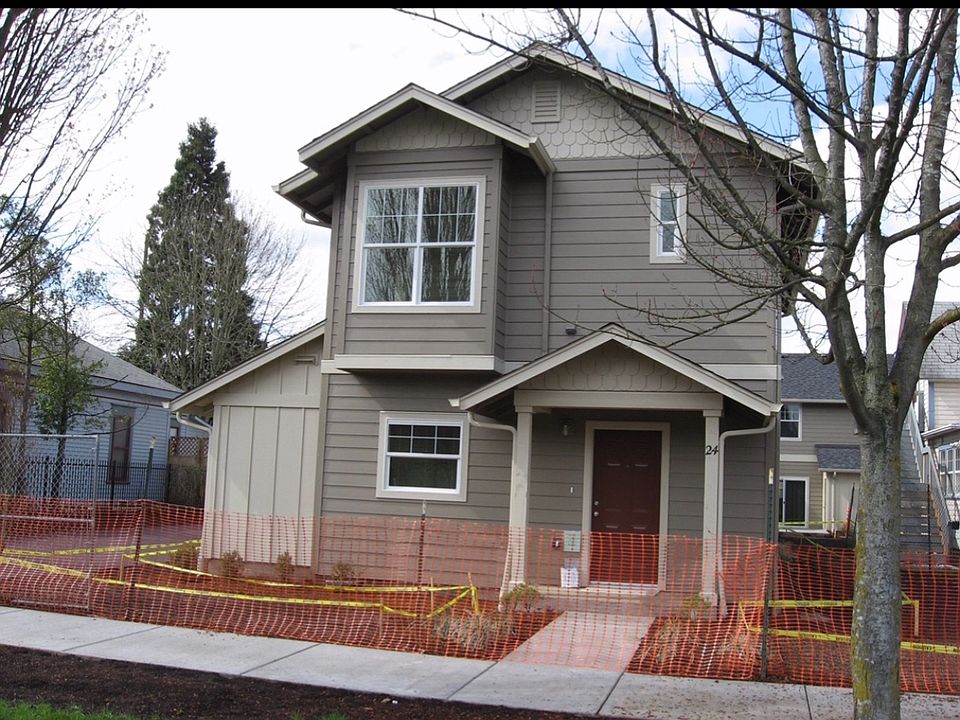 1st image of 25 N Jefferson St #1