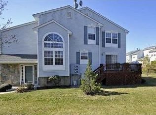 12 Rondell Ln, Laurence Harbor, NJ 08879