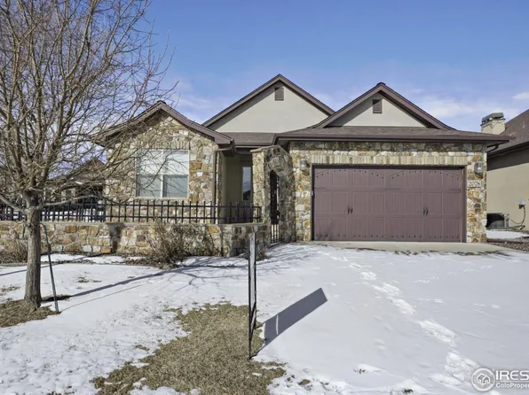 2078 Vineyard Dr, Windsor, CO 80550