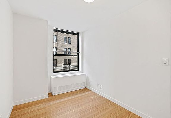 3rd image of 247 W 87th St #14-A