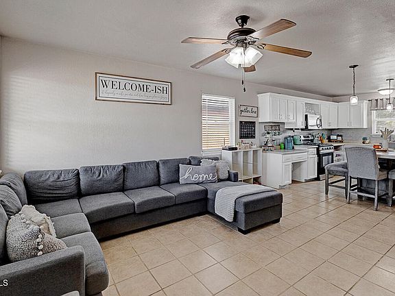 4th image of 528 Achim Dr