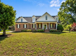 100 Knightsbridge Ln, Anderson, SC 29621