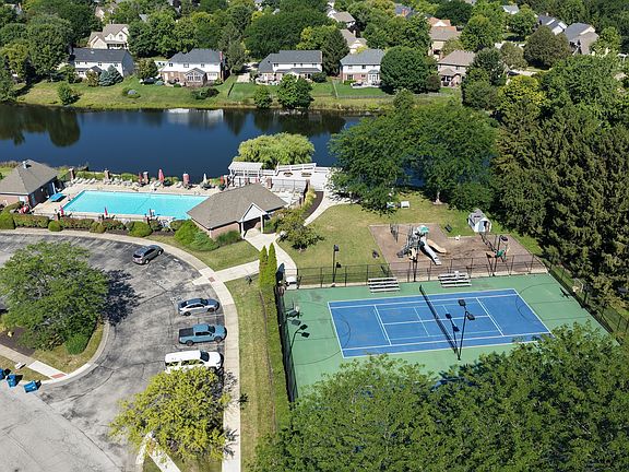 5th image of 1435 Springmill Ponds Blvd