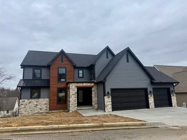 136 Southwind Cir, Morgantown, WV 26508