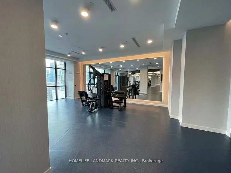 70 Princess St #901 — Photo 10