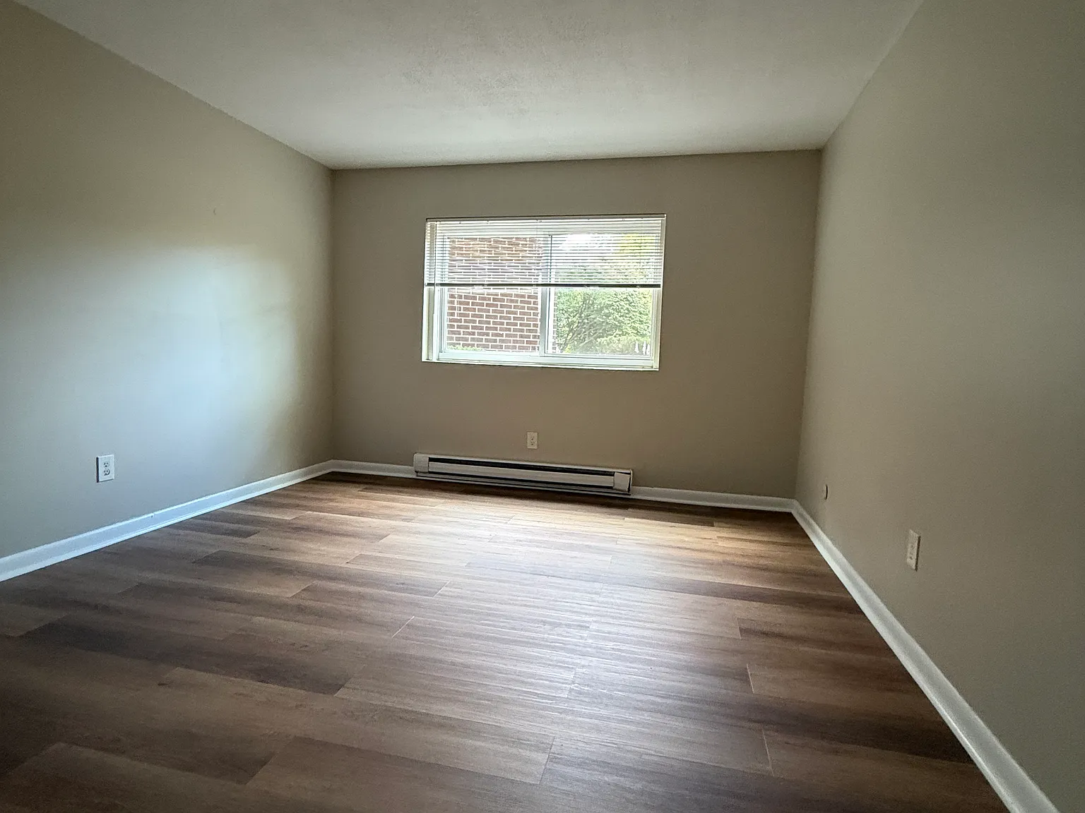 1 bed, $1,800 — Photo 3