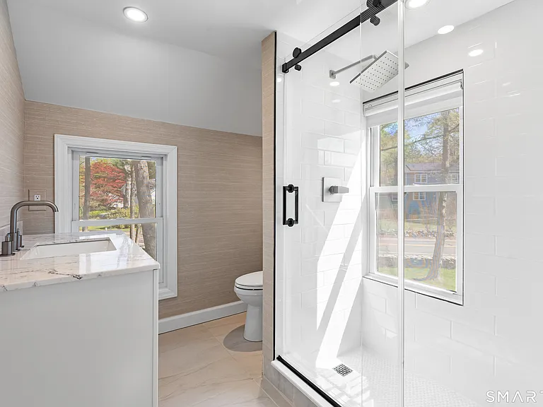 152 Partrick Ave — Photo 25