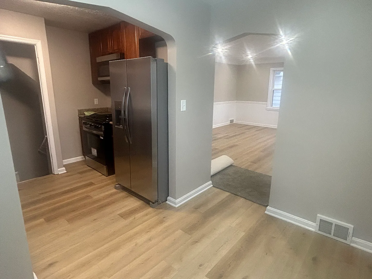 4 bed, 1328 sqft, $2,400 — Photo 4
