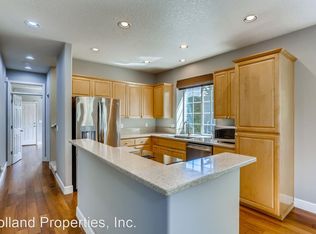 6349 NE Chestnut St, Hillsboro, OR 97124