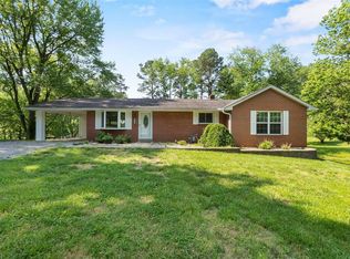 1831 Old Cape Rd, Jackson, MO 63755