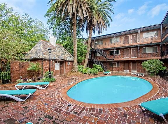 5th image of 3201 Saint Charles Ave APT 319