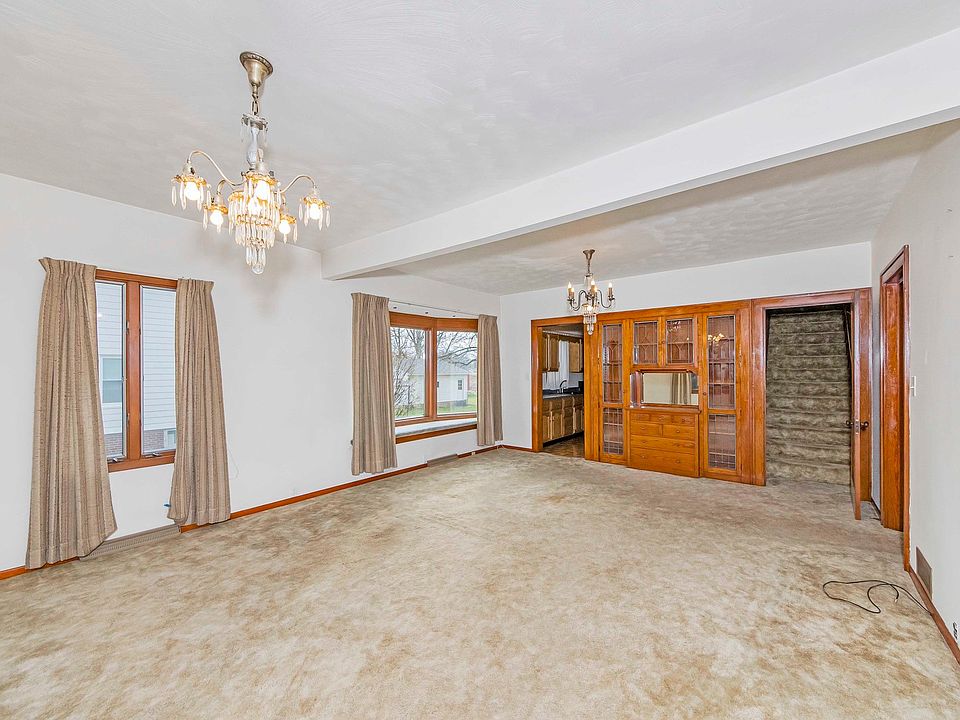 415 W 4th St, Minonk, IL 61760 | Zillow