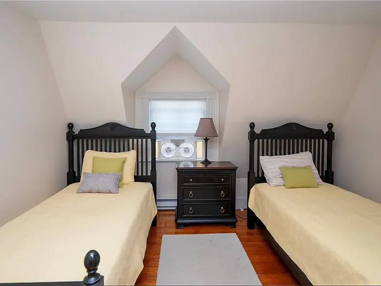 17 Lincoln St #3 — Photo 9