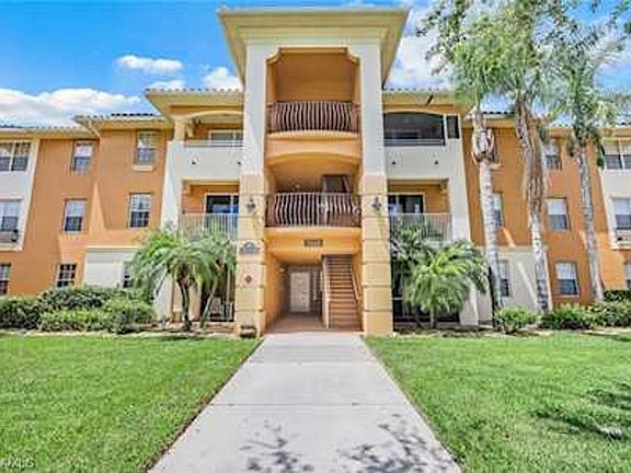 2nd image of 3961 Pomodoro Cir Unit 204
