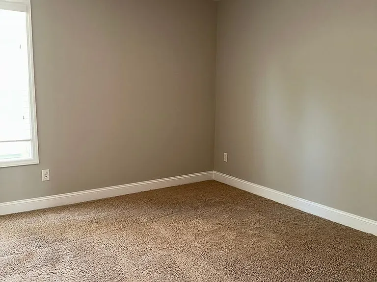 428 Satterfield Dr — Photo 18