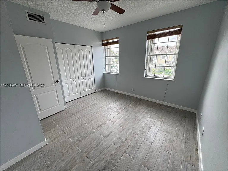 77 Simonton Cir #77 — Photo 9