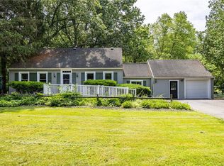 139 Crescent Rd, Fairport, NY 14450