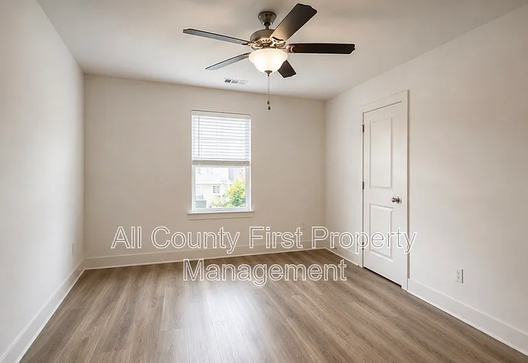 5788 Calle Vista Dr — Photo 6