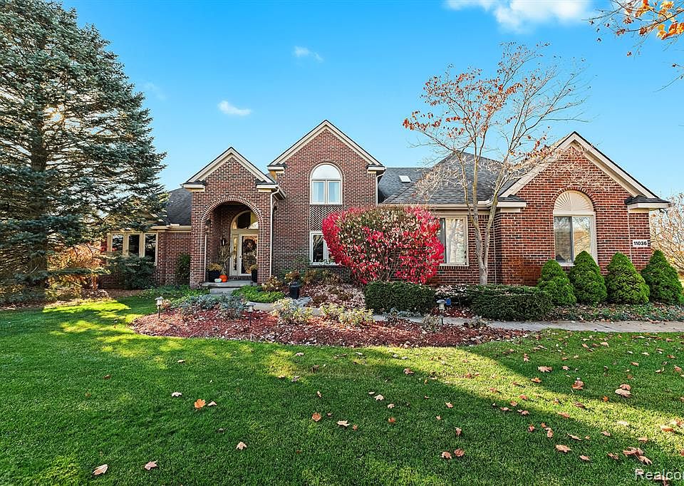 11036 Pembrooke Cir, South Lyon, MI 48178 Zillow