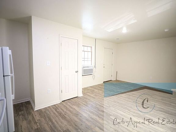 4th image of 2110 Cedar Heights Dr APT 1