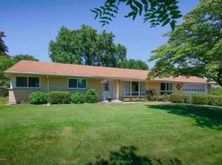 714 Landsdowne Ave, Portage, MI 49002