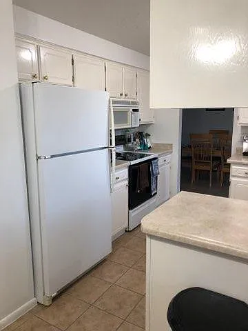 831 E 5750 S — Photo 5