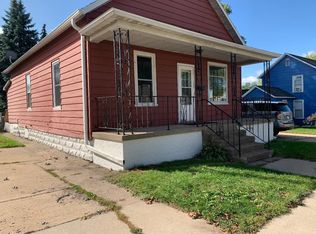 114 W Wisconsin St, Prairie Du Chien, WI 53821