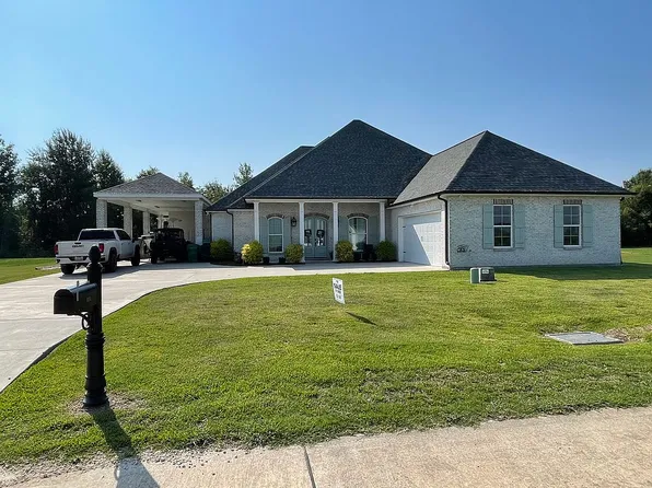 311 Le Belle Maison Dr, Raceland, LA 70394