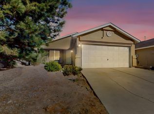 8715 Spotted Pony Ave SW, Albuquerque, NM 87121