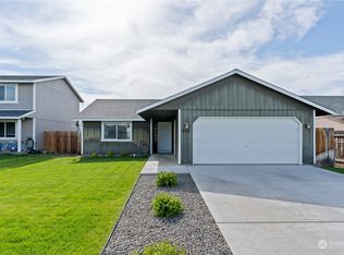 697 L St SE, Ephrata, WA 98823